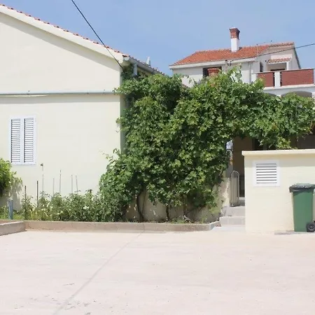 Seaside House Preko, Ugljan - 12078 Vikendica