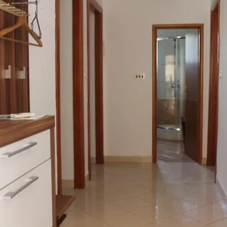 Vikendica Seaside House Preko, Ugljan - 12078 *